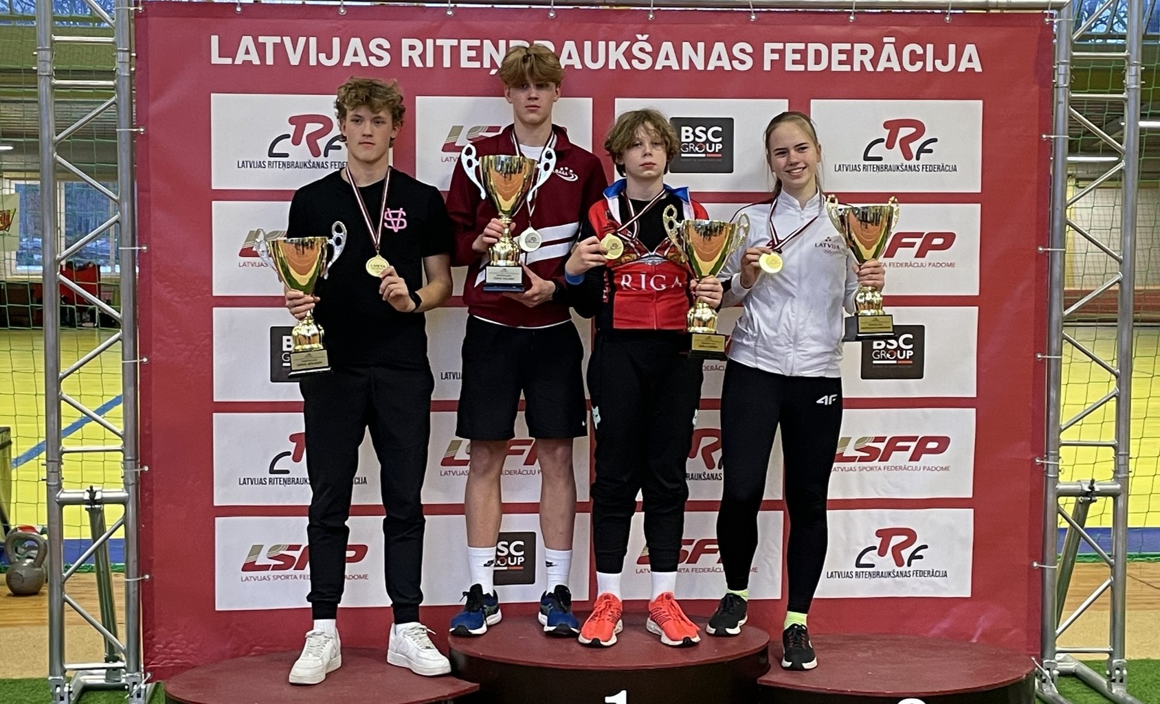 Skujiņš, Neilands, Liepiņš un Karbonāri iepriecina jaunatnes kausa uzvarētājus