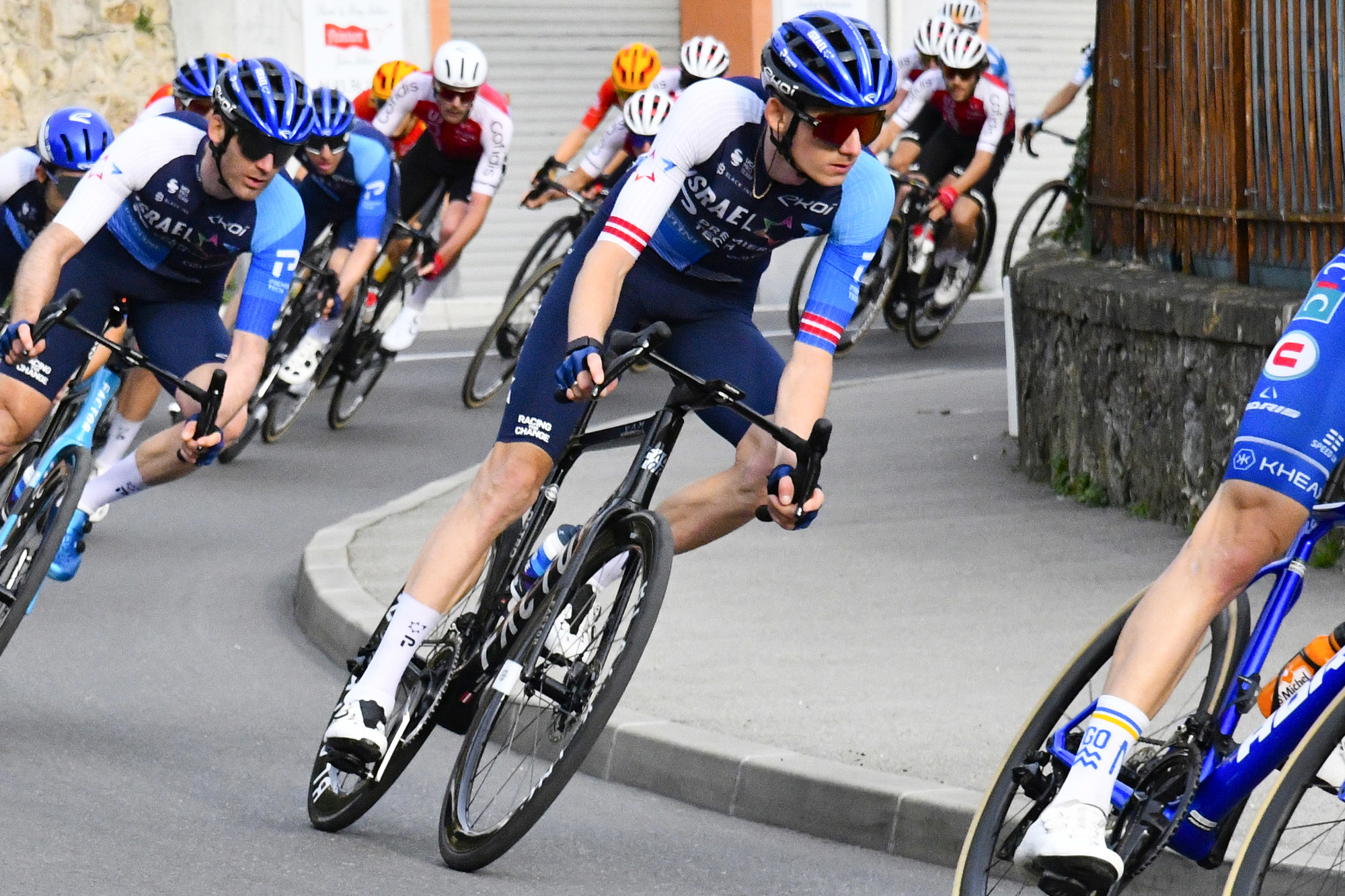 Neilands un Skujiņš sekmē komandas biedru vieta TOP10 “Tirreno – Adriatico” 2. posmā