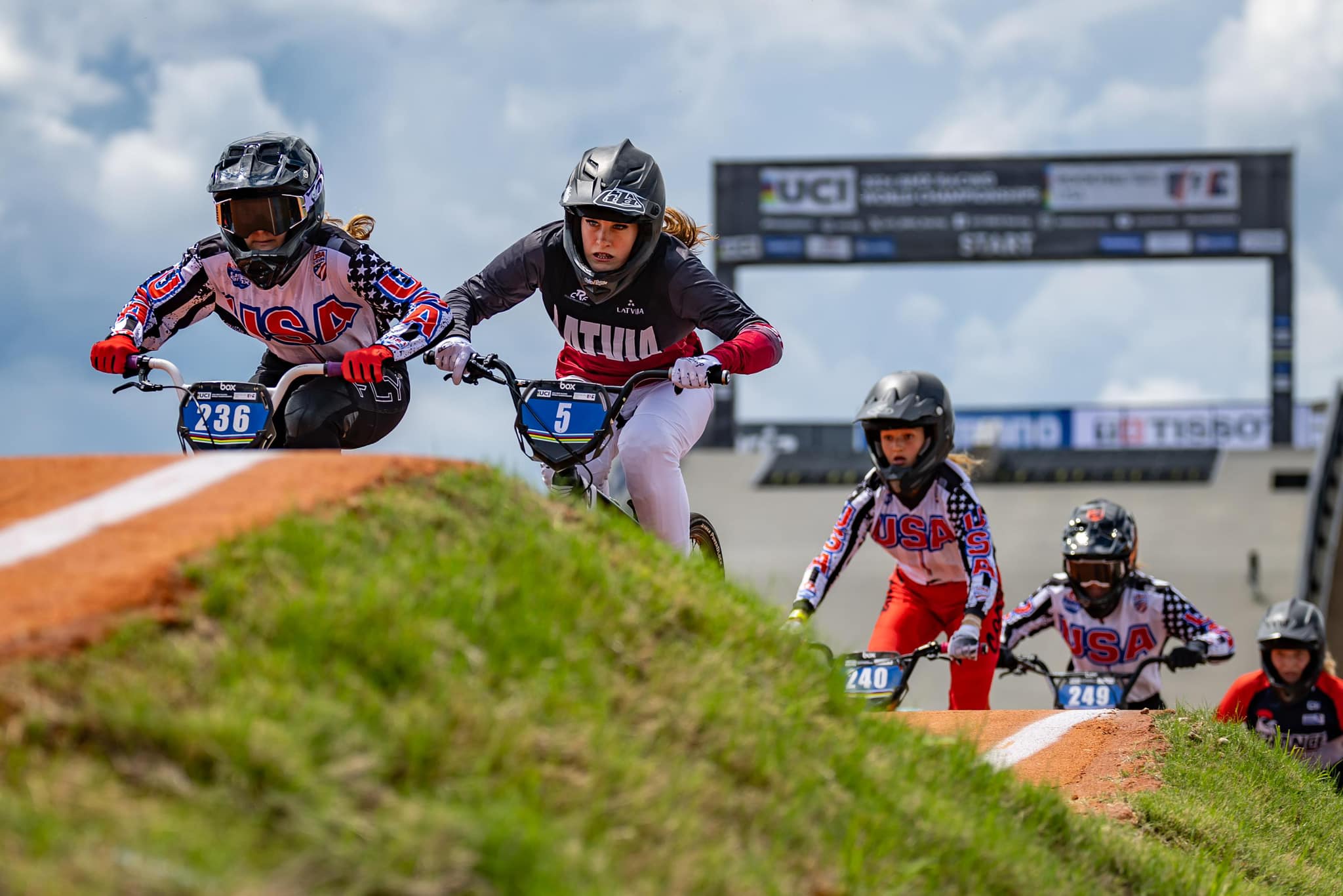 Kārkliņa izcīna trešo vietu UCI BMX Challange pasaules čempionātā