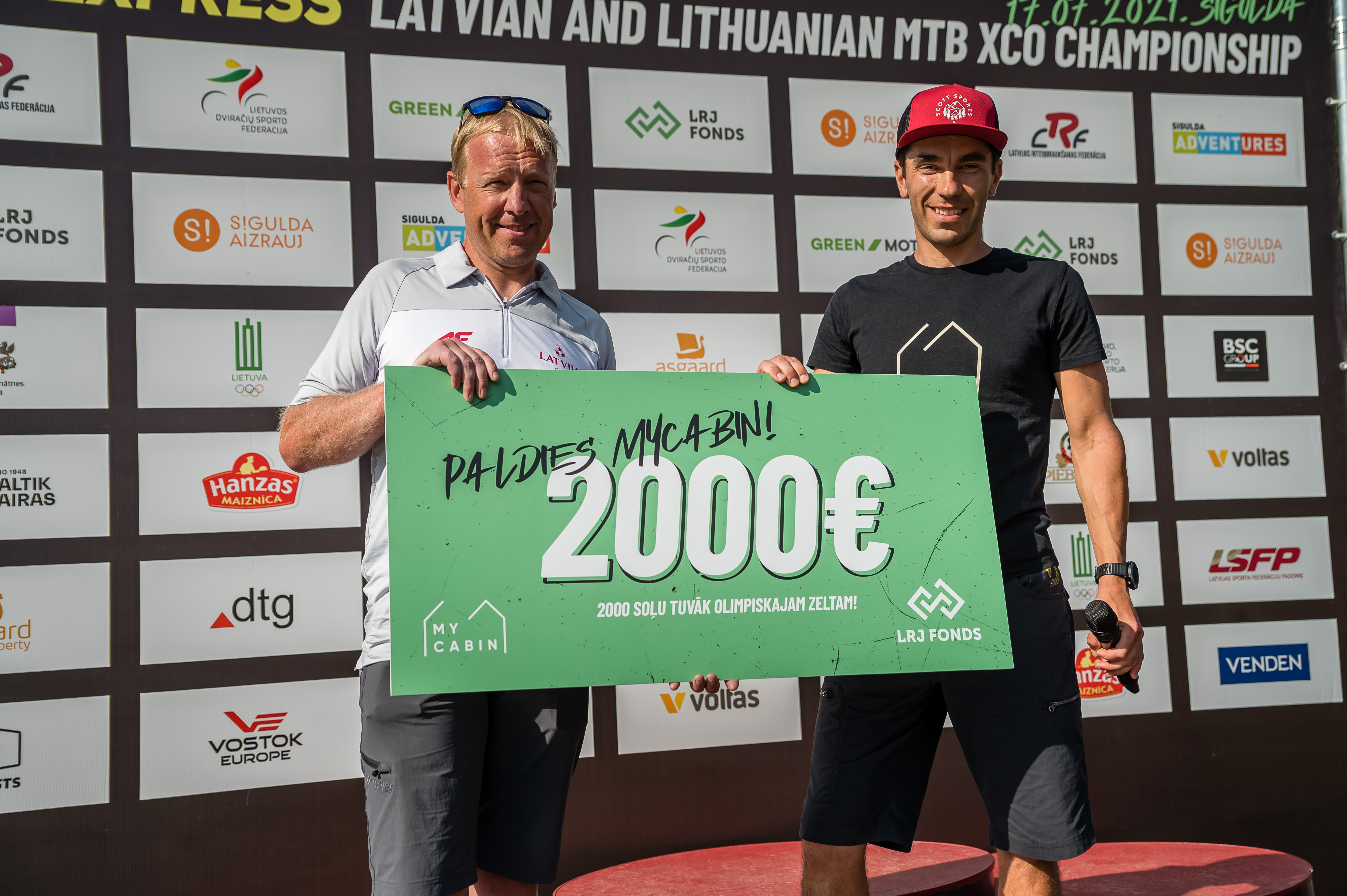 “MyCabin” ziedo 2000 EUR Latvijas jaunatnes riteņbraukšanas fonda attīstībai   
