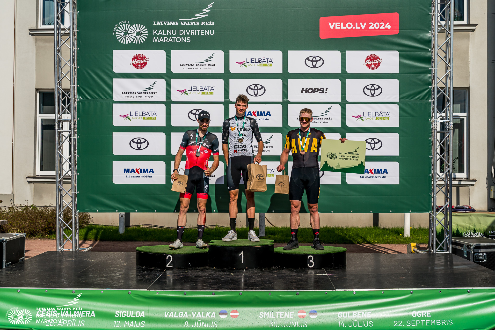 Izcilos laika apstākļos sākusies jaunā LVM MTB un Gravel Veloseriāla sezona