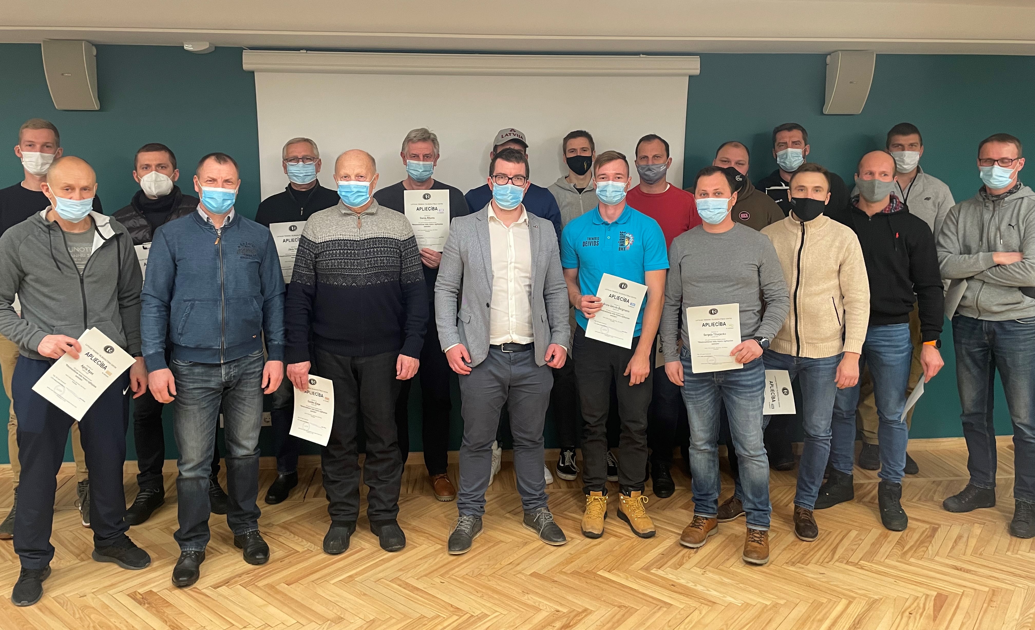 Sekmīgi Rīgā aizvadīti riteņbraukšanas treneru izglītojošie kursi