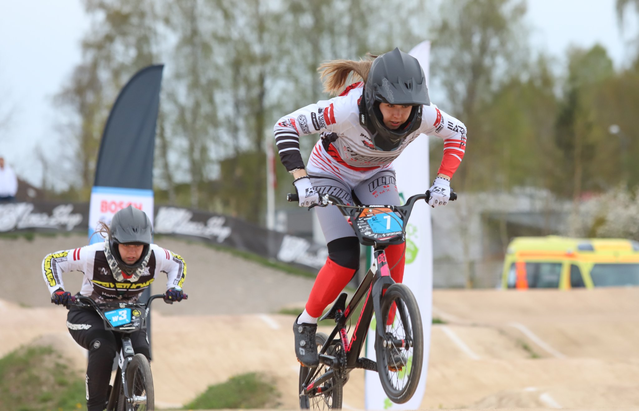Kārkliņš un Kibare Pro Open grupās triumfē Latvijas BMX kausa  kopvērtējumā