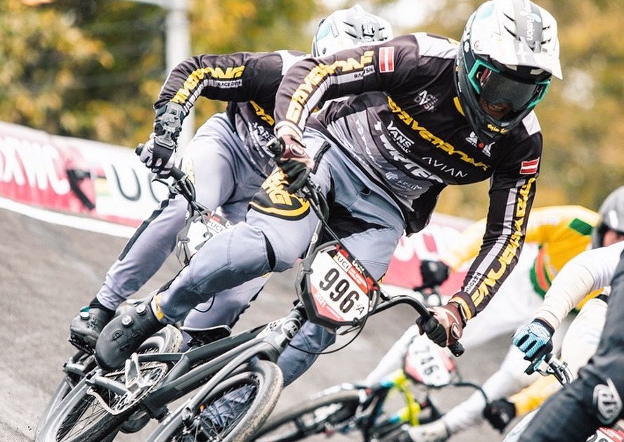 Krīgers, Pētersone un Rožukalns izcīna vietas TOP10 PK piektajā posmā BMX superkrosā
