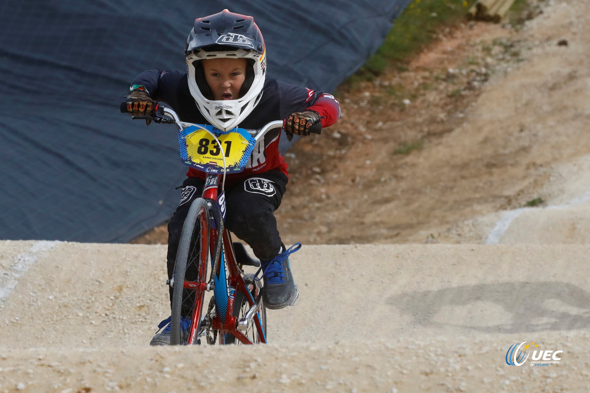 Latvijas BMX braucējiem septiņas godalgas UEC Eiropas kausa otrajā posmā