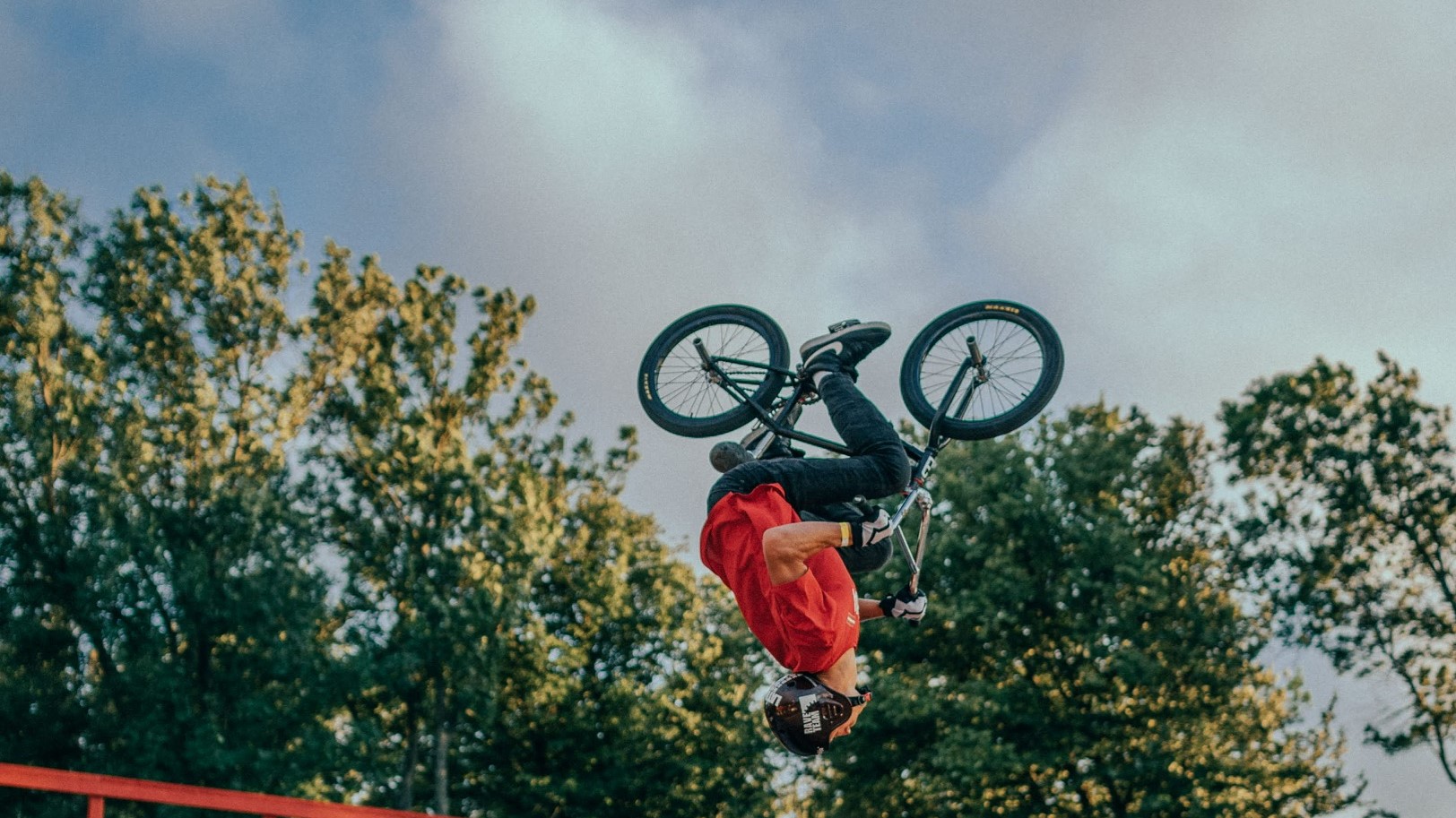 Zēbolds triumfē Latvijas čempionātā BMX Freesyle Park disciplīnā 