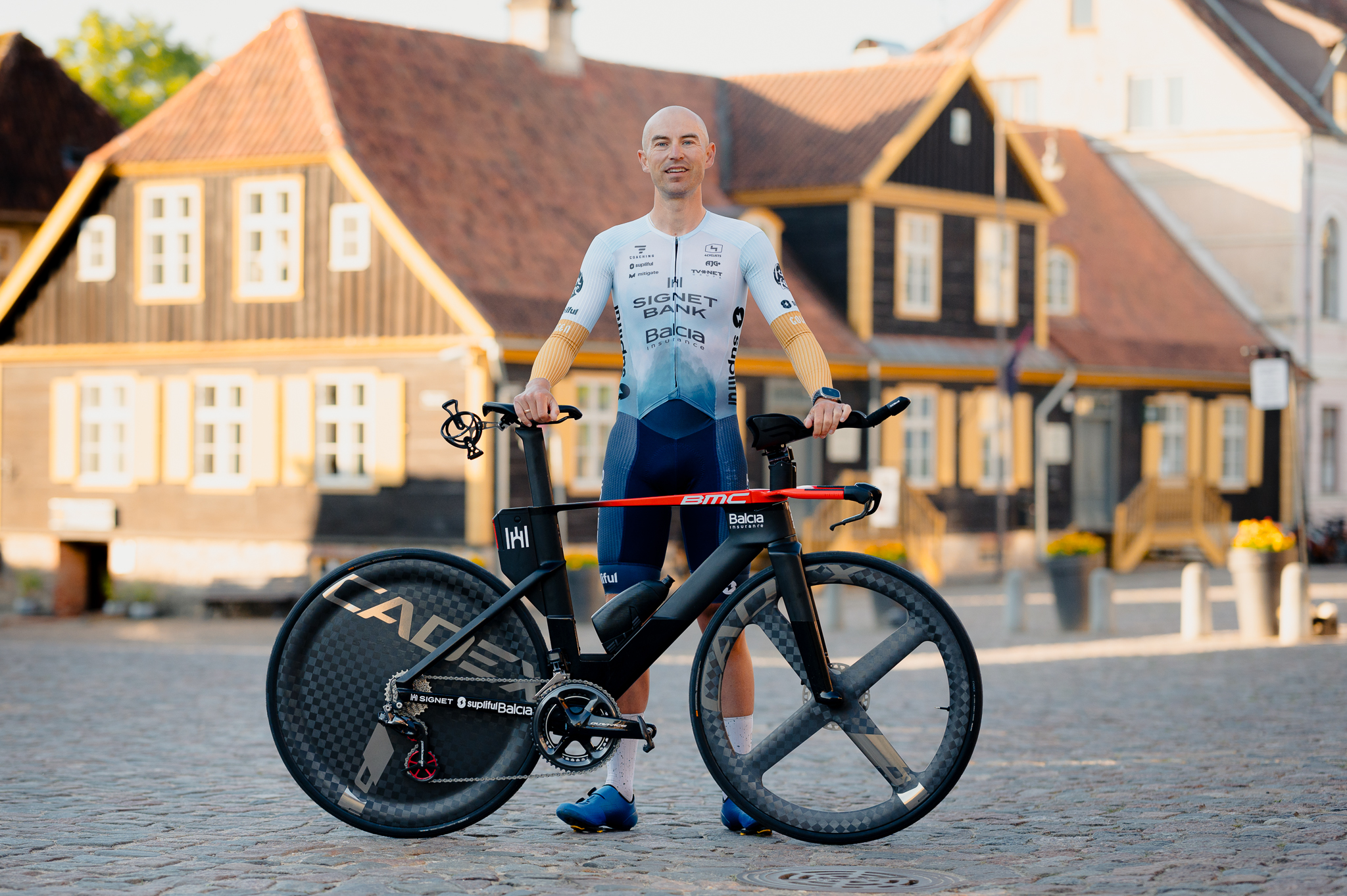 Ultrariteņbraucējs Arvis Sprude kļūst par Eiropas vicečempionu 12 stundu braucienā