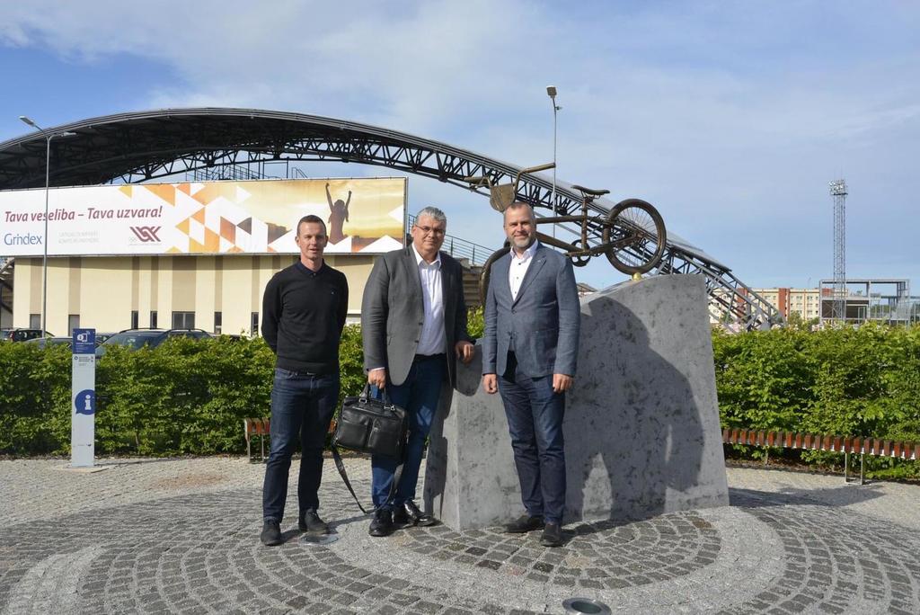 Artis Ozols uz trešo termiņu apstiprināts UEC BMX komisijā