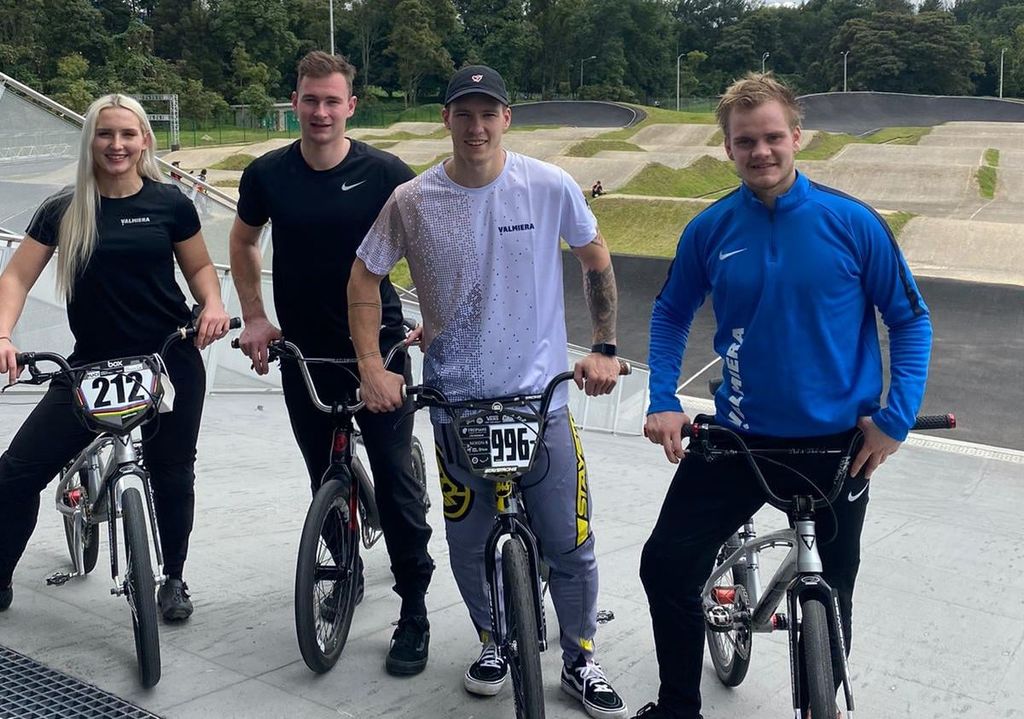 Latvijas BMX vadošie sportisti sestdien Kolumbijā uzsāks olimpisko sezonu