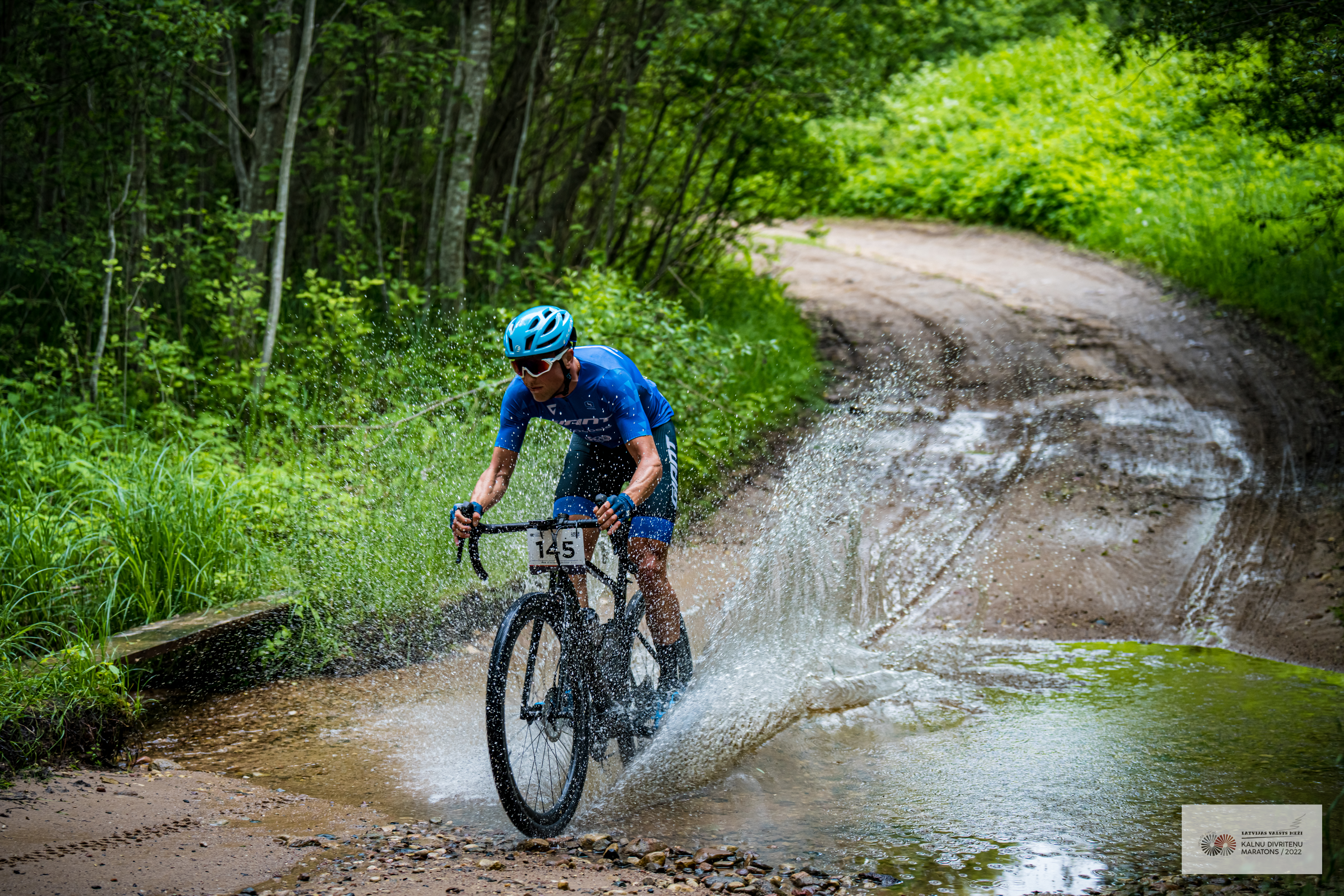 Aizraujošajā LVM MTB maratona Siguldas posmā uzvar Bogdanovičs un Jaunslaviete – Kipure